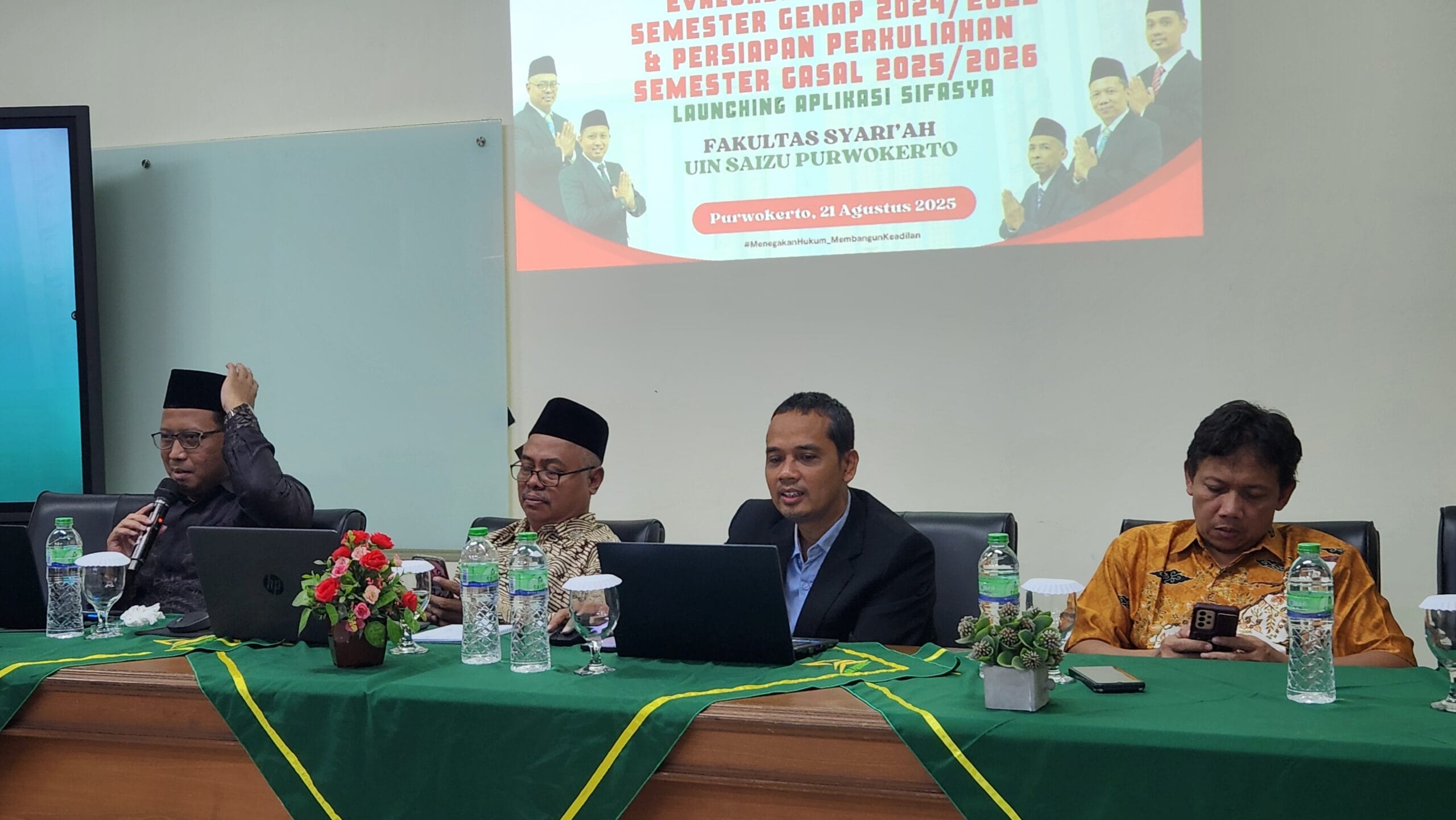 Fakultas Syariah UIN Saizu Purwokerto Gelar Rapat Persiapan Perkuliahan dan Launching Aplikasi SIFASYA