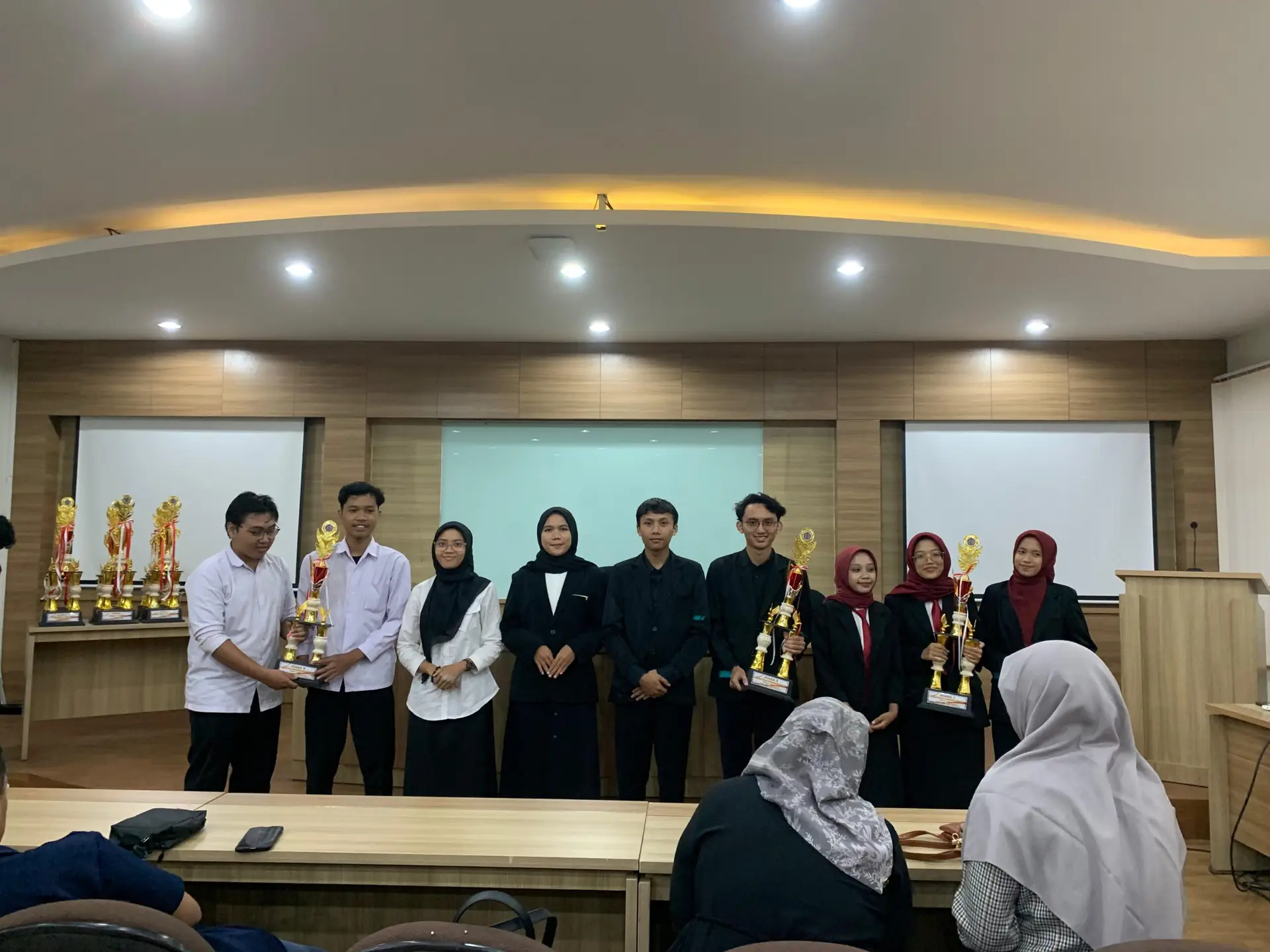 Membanggakan, Fakultas Syariah UIN Saizu borong Prestasi !