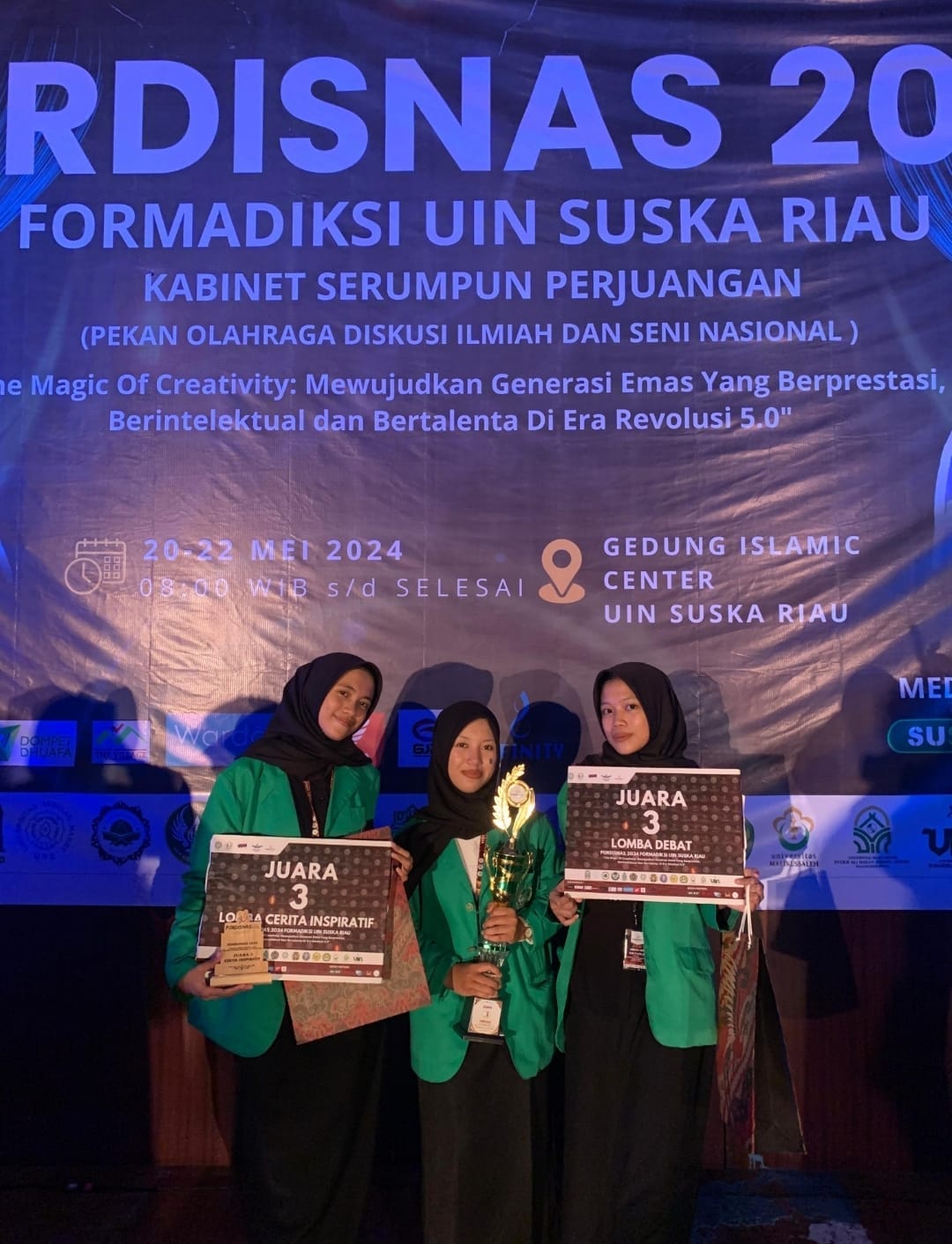 Tim Debat Fakultas Syariah UIN Saizu Raih Juara 3 dalam Kompetisi Debat Ilmiah Nasional Formadiksi